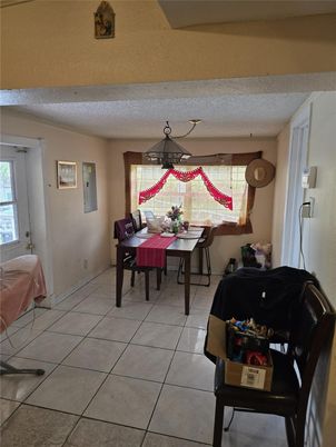 Dining room, Interior