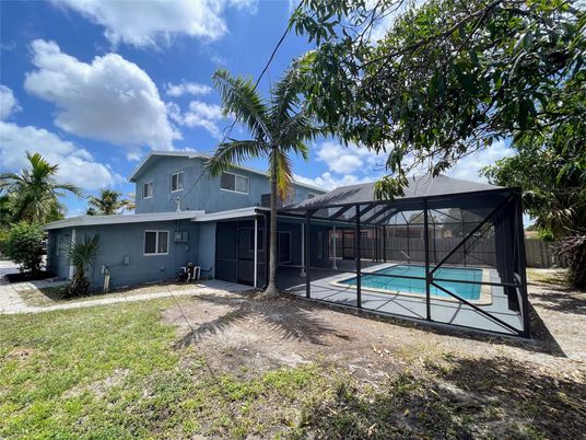 Backyard, Exterior, Pool