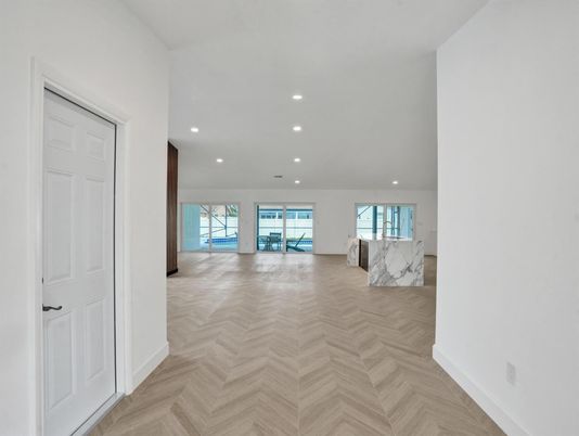 Empty room, Interior, Recessed Lighting, Wood Texture Flooring