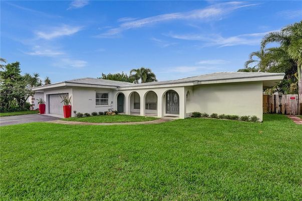 Attached, Backyard, Exterior, Facade, Ranch