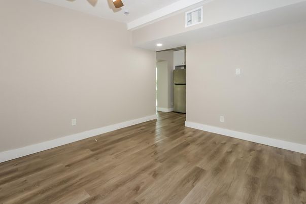 Empty room, Interior, Recessed Lighting, Wood Texture Flooring