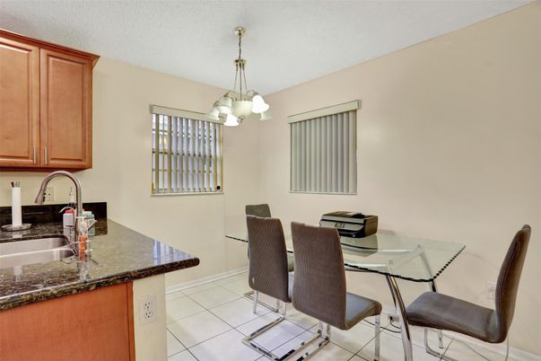 Dining room, Interior, Kitchen, Pendant Lights