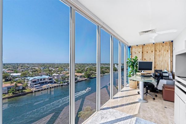 Home Office, Interior, Water