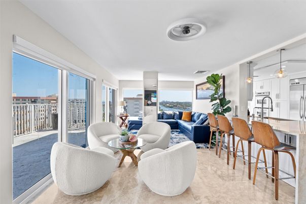 Interior, Kitchen, Living room, Pendant Lights