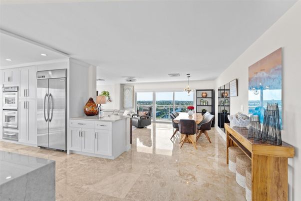 Chandelier, Dining room, Interior, Kitchen, Living room, Recessed Lighting, Stainless Steel Appliances