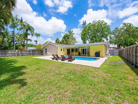 Backyard, Exterior, Pool