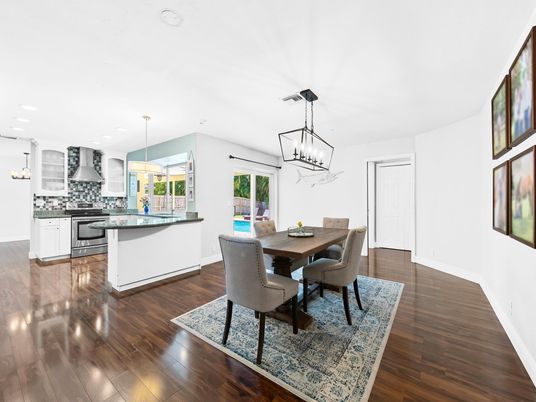 Dining room, Interior, Kitchen, Pendant Lights, Recessed Lighting, Wood Texture Flooring