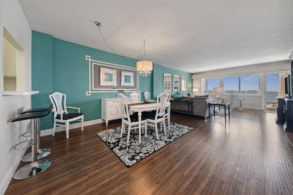 Chandelier, Dining room, Interior, Living room, Wood Texture Flooring