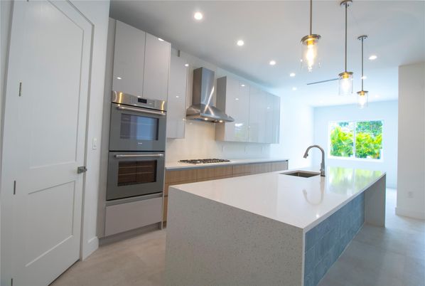Interior, Kitchen, Pendant Lights, Recessed Lighting, Stainless Steel Appliances