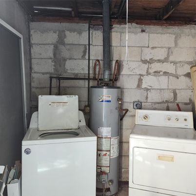 Interior, Stone Walls, Washer