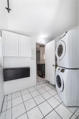 Interior, Utility Closets, Washer