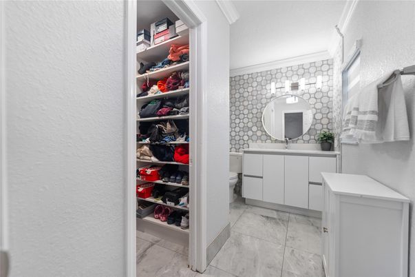 Bathroom, Dual Sink Vanities, Interior, Marble, Walk-in Closets