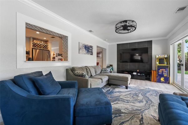 Interior, Living room, Recessed Lighting, Wood Texture Flooring