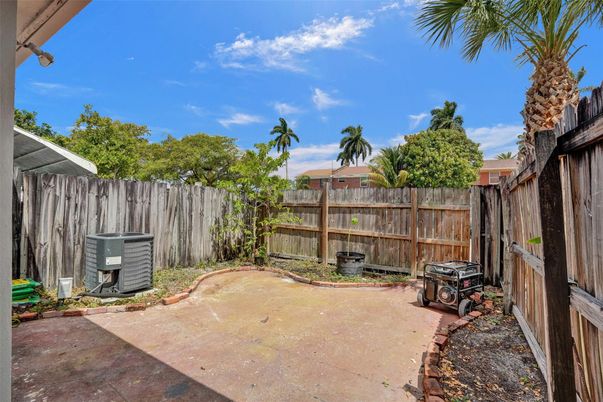 Backyard, Exterior