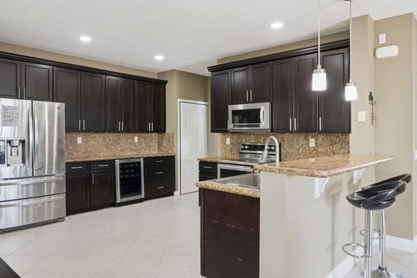 Interior, Kitchen, Pendant Lights, Recessed Lighting, Stainless Steel Appliances