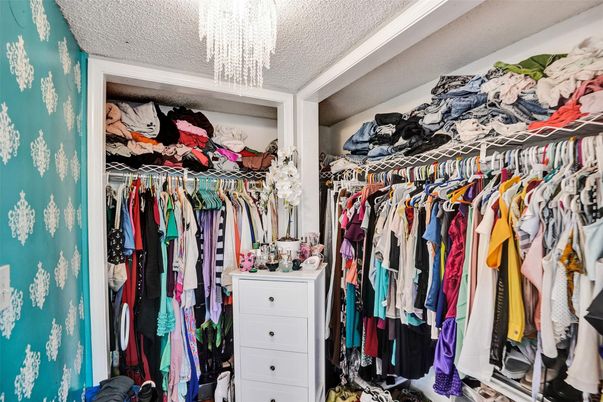 Interior, Walk-in Closets
