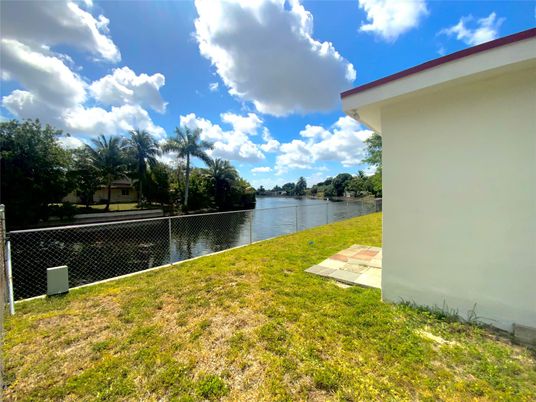 Exterior, Water