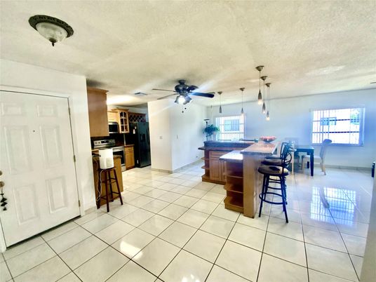 Dining room, Interior, Kitchen, Pendant Lights