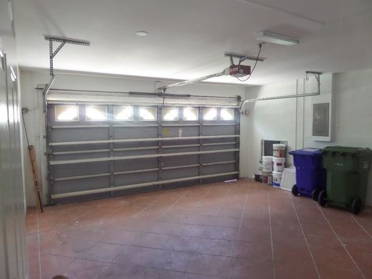 Garage, Interior, Recessed Lighting