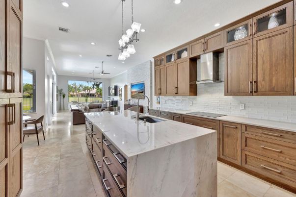 Dining room, Interior, Kitchen, Living room, Pendant Lights, Recessed Lighting, Stainless Steel Appliances