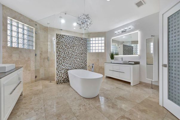 Bathroom, Dual Sink Vanities, Free Standing Baths, Glass Shower, Interior, Pendant Lights, Recessed Lighting