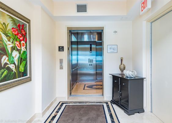 Elevator, Interior