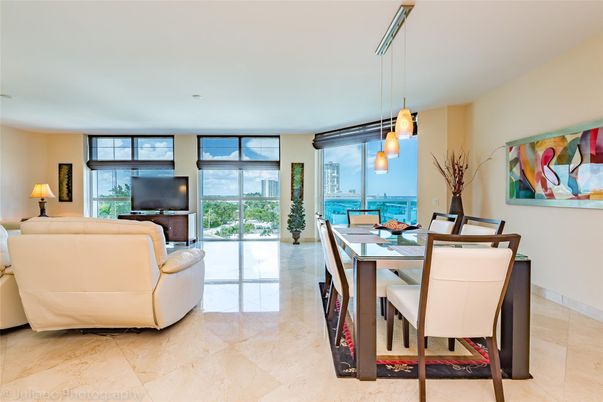 Dining room, Interior, Living room, Pendant Lights, Water