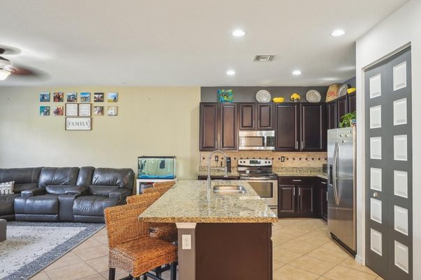 Interior, Kitchen, Living room, Recessed Lighting, Stainless Steel Appliances