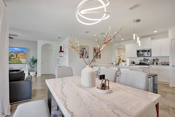 Dining room, Interior, Kitchen, Pendant Lights, Recessed Lighting, Stainless Steel Appliances