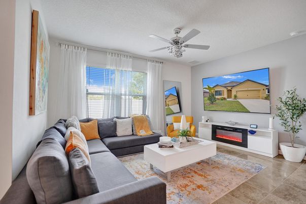 Fireplace, Interior, Living room