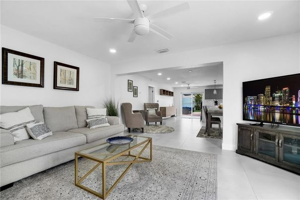 Dining room, Interior, Kitchen, Living room, Pendant Lights, Recessed Lighting