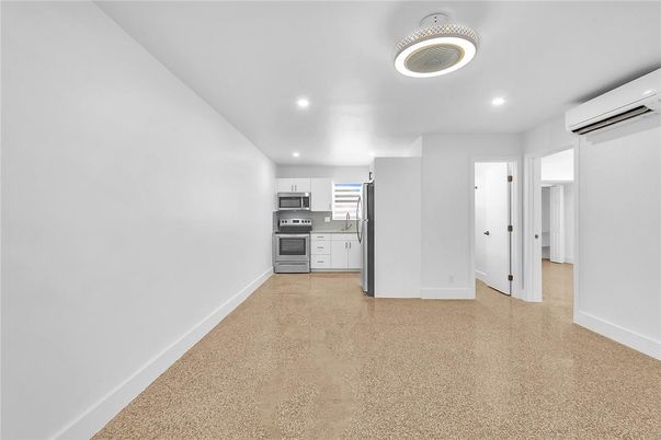 Empty room, Interior, Kitchen, Recessed Lighting