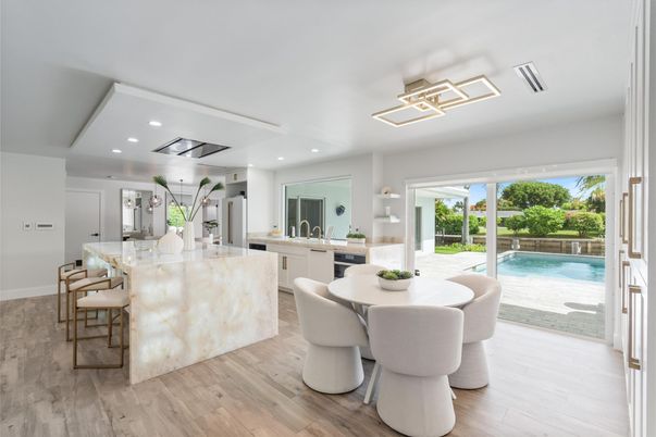 Dining room, Interior, Kitchen, Recessed Lighting, Wood Texture Flooring