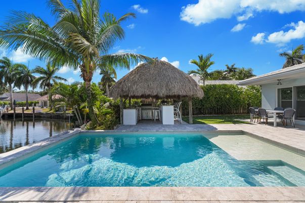Exterior, Pool, Water