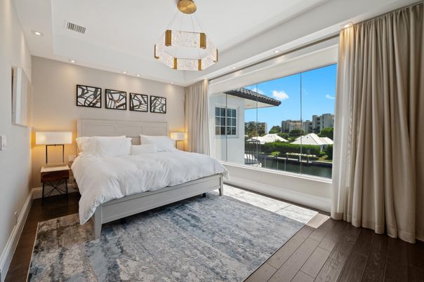 Bedroom, Interior, Pendant Lights, Recessed Lighting, Wood Texture Flooring