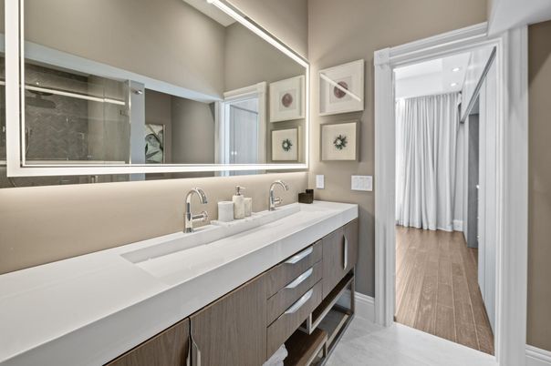 Bathroom, Dual Sink Vanities, Interior, Wood Texture Flooring