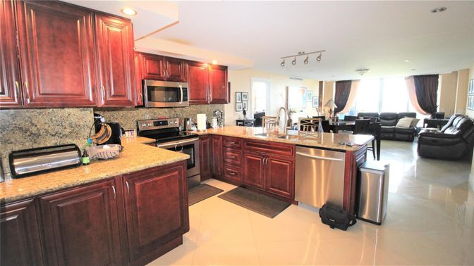 Dining room, Interior, Kitchen, Living room, Recessed Lighting, Stainless Steel Appliances