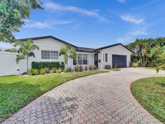 Attached, Backyard, Exterior, Facade, Ranch