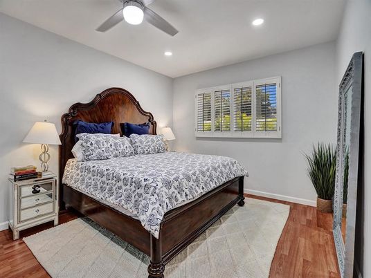 Bedroom, Interior, Recessed Lighting, Wood Texture Flooring