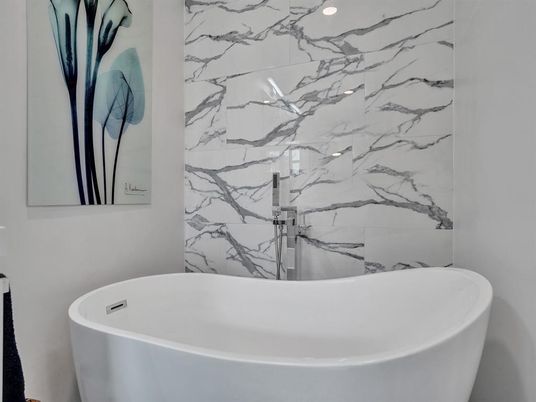 Bathroom, Free Standing Baths, Interior, Marble Walls