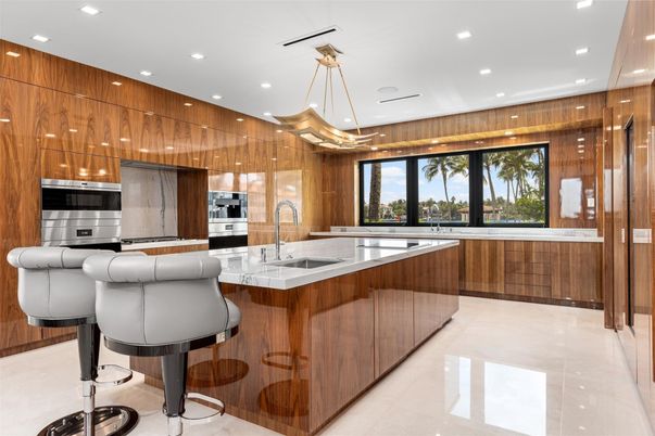 Interior, Kitchen, Pendant Lights, Recessed Lighting, Stainless Steel Appliances