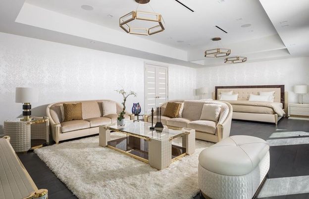 Bedroom, Interior, Living room, Pendant Lights, Recessed Lighting, Wood Texture Flooring
