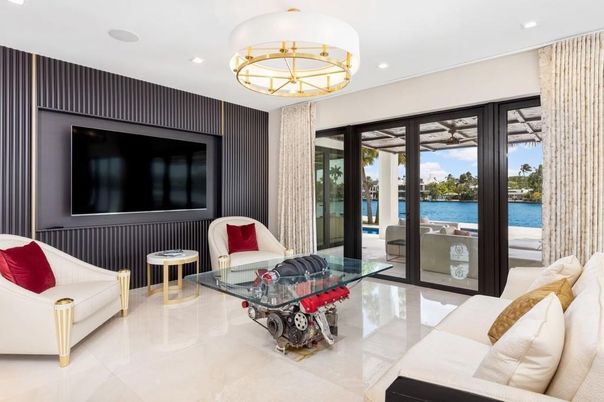 Interior, Living room, Recessed Lighting, Water