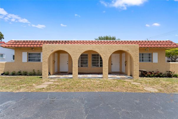 Exterior, Facade, Spanish Mediterranean