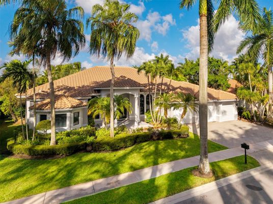 Attached, Backyard, Exterior, Facade, Mediterranean