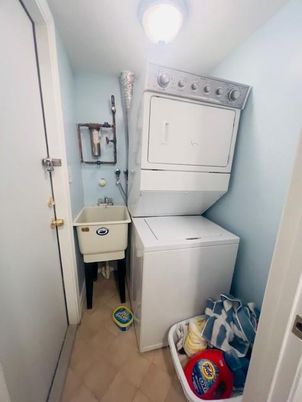 Interior, Utility Closets, Washer