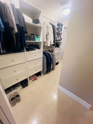 Interior, Walk-in Closets