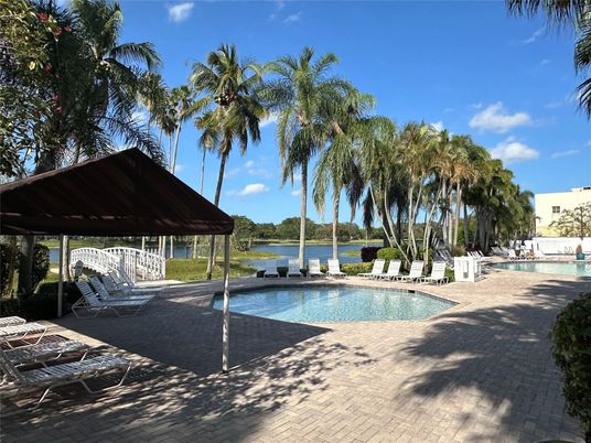 Exterior, Pool, Water