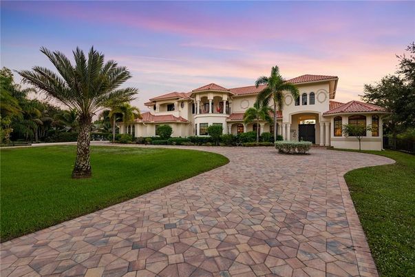 Backyard, Exterior, Facade, Mediterranean