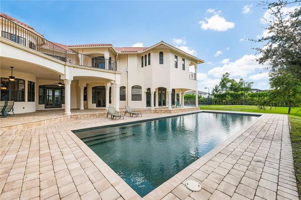 Exterior, Pool